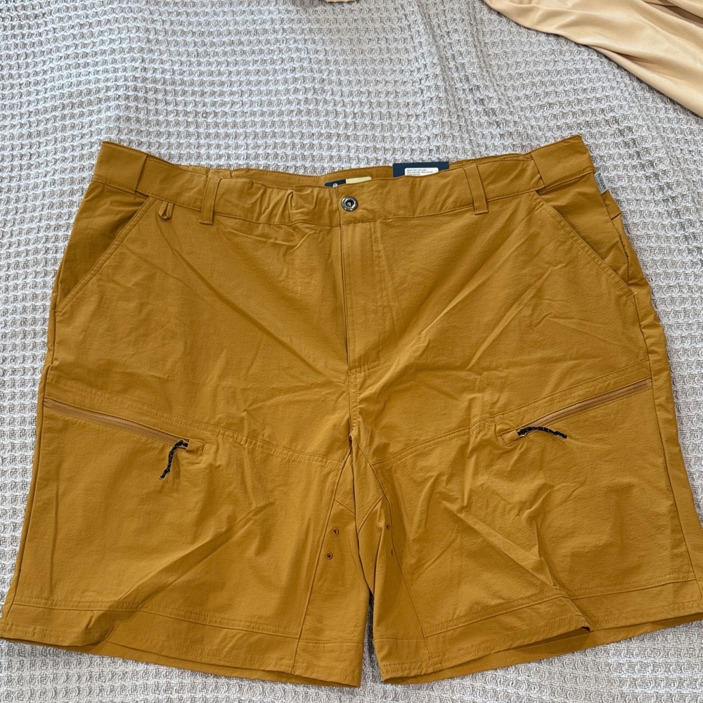 Magellan Outdoors Men's Cargo Shorts in Mustard Brown